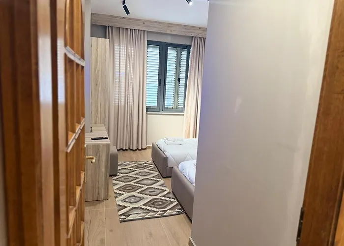 Agora Aparthotel 3* Tirana