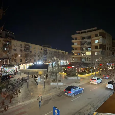 Agora