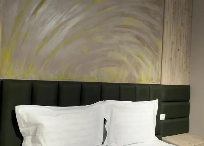 Апарт-отель Agora Aparthotel Тирана